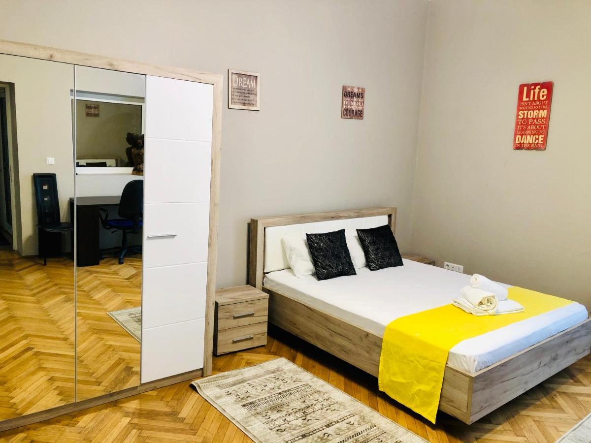 Ultra-Central Apartment Just In Union Squere Timişoara Exteriör bild