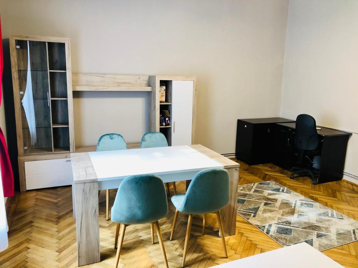 Ultra-Central Apartment Just In Union Squere Timişoara Exteriör bild